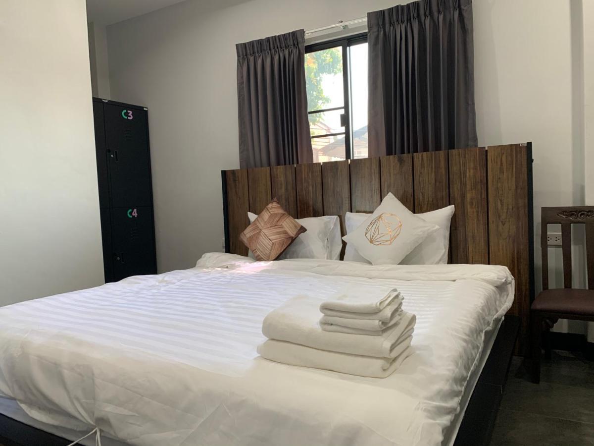 Youniverse Homestay Chiang Mai Dış mekan fotoğraf